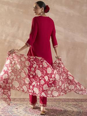 Ethnic Motifs Embroidered Thread Work Straight Kurta With Trousers & Dupatta 5