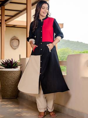 Women Colourblocked Mandarin Collar Pure Cotton A-Line Kurta with Trousers 1