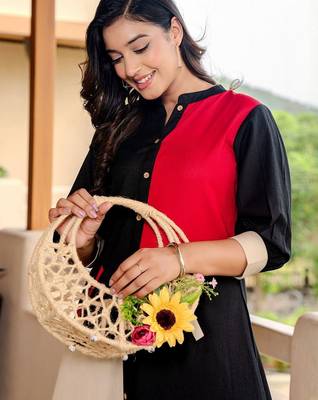 Women Colourblocked Mandarin Collar Pure Cotton A-Line Kurta with Trousers 4