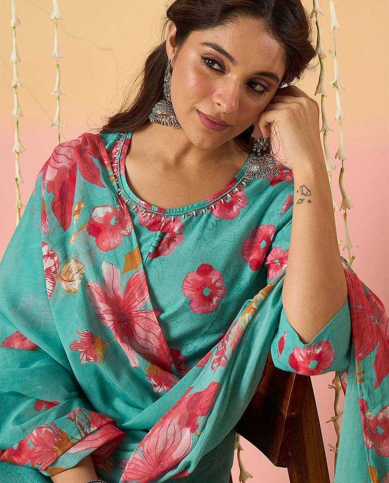 Floral Printed Pure Cotton Anarkali Kurta With Trousers & Dupatta