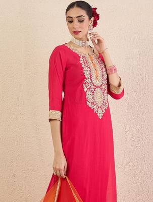 Ethnic Motifs Embroidered Sequinned Straight Kurta With Trousers & Dupatta 2
