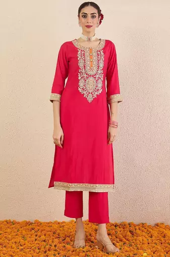 Ethnic Motifs Embroidered Sequinned Straight Kurta With Trousers & Dupatta