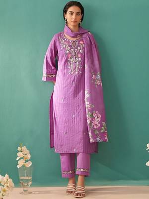 Women Floral Embroidered Regular Mirror Work Pure Cotton Kurta with Trousers & With Dupatta 1