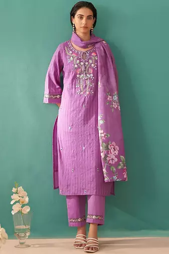 Women Floral Embroidered Regular Mirror Work Pure Cotton Kurta with Trousers & With Dupatta