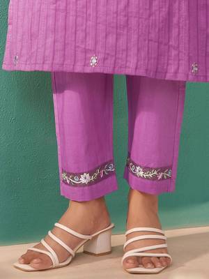 Women Floral Embroidered Regular Mirror Work Pure Cotton Kurta with Trousers & With Dupatta 7