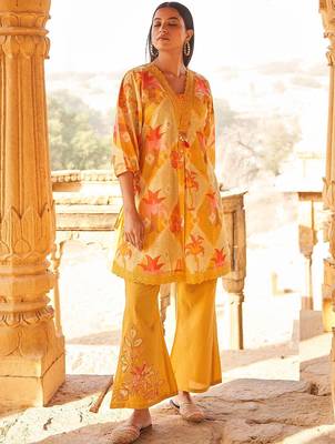 Floral Self Design Beads And Stones V-Neck A-Line Pure Cotton Kurta With Trousers 2