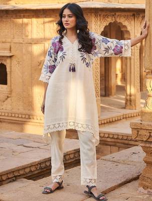 Floral Printed Beads And Stones V-Neck A-Line Pure Cotton Kurta With Trousers 2