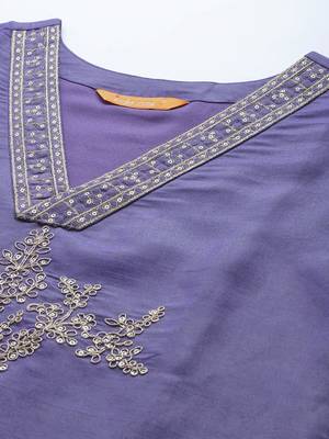 Floral Embroidered Sequinned Kurta With Trousers & Dupatta 2