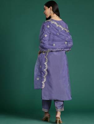 Floral Embroidered Sequinned Kurta With Trousers & Dupatta 6