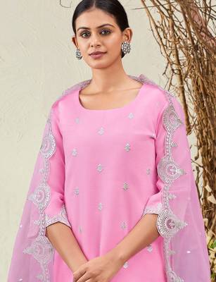 Women Ethnic Motifs Embroidered Regular Kurta with Trousers & With Dupatta 1