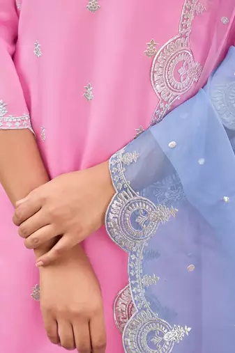 Women Ethnic Motifs Embroidered Regular Kurta with Trousers & With Dupatta