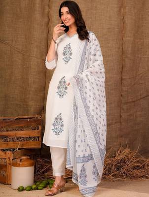 Women Floral Printed Regular Pure Cotton Kurta with Trousers & With Dupatta 7