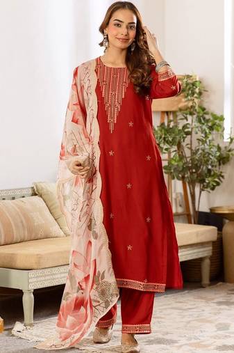 Women Floral Embroidered Regular Thread Work Kurta with Trousers & With Dupatta