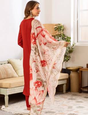 Women Floral Embroidered Regular Thread Work Kurta with Trousers & With Dupatta 4