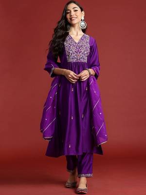 Ethnic Motifs Embroidered Thread Work A-Line Kurta With Trouser And Dupatta 4