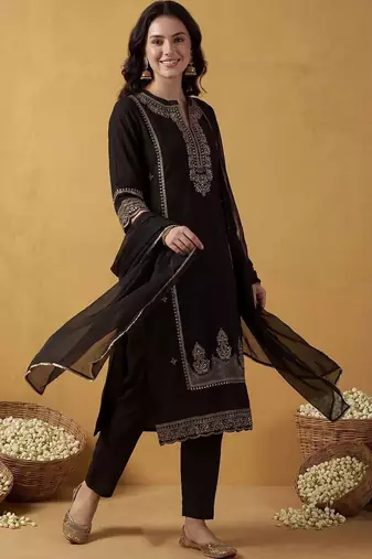 Women Ethnic Motifs Embroidered Regular Mirror Work Kurta with Trousers & With Dupatta