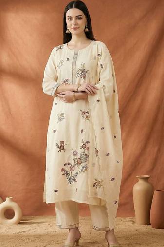 Women Floral Embroidered Regular Thread Work Kurta with Trousers & With Dupatta