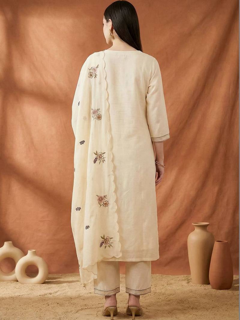 Women Floral Embroidered Regular Thread Work Kurta with Trousers & With Dupatta