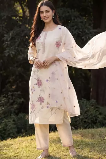 Women Floral Embroidered Regular Thread Work Kurta with Trousers & With Dupatta