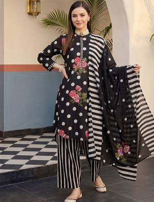 Women Floral Printed Regular Pure Cotton Kurta with Trousers & With Dupatta 1