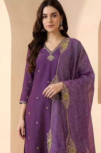 Women Ethnic Motifs Embroidered Regular Thread Work Kurta with Trousers & With Dupatta