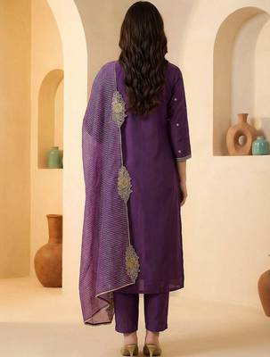 Women Ethnic Motifs Embroidered Regular Thread Work Kurta with Trousers & With Dupatta 3