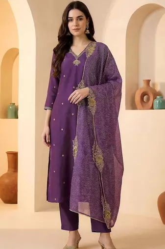 Women Ethnic Motifs Embroidered Regular Thread Work Kurta with Trousers & With Dupatta