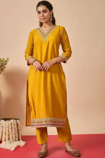 Women Ethnic Motifs Embroidered Regular Thread Work Kurta with Trousers & With Dupatta