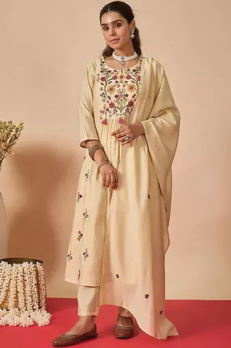 Women Floral Embroidered Tiered Thread Work Kurta With Trousers & Dupatta