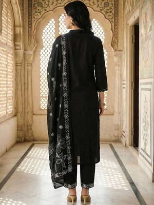 Embroidered Thread Work Pure Cotton Kurta with Trousers & With Dupatta 3