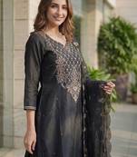 Women Embroidered Regular Liva Kurta with Trousers & With Dupatta