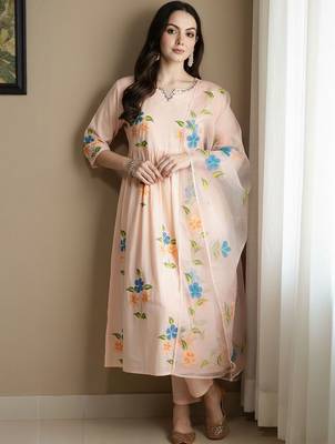 Floral Printed V-Neck Empire Pure Cotton A-Line Kurta With Trousers & Dupatta 1