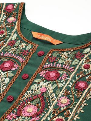 Floral Embroidered Thread Work Kurta with Trousers & With Dupatta 2