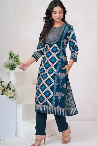 Women Floral Printed Regular Sequinned Pure Cotton Kurta with Trousers & With Dupatta