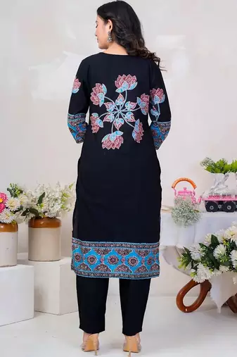 Women Floral Printed Regular Sequinned Pure Cotton Kurta with Trousers & With Dupatta
