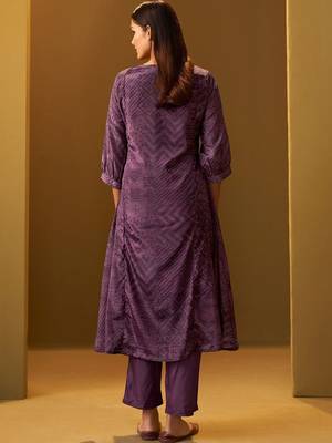 Women Ethnic Motifs Printed Regular Thread Work Kurta with Trousers 2