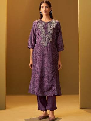 Women Ethnic Motifs Printed Regular Thread Work Kurta with Trousers 3