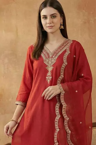 Women Ethnic Motifs Embroidered Regular Liva Kurta with Trousers & With Dupatta
