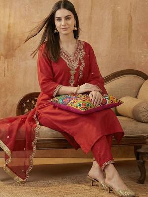 Women Ethnic Motifs Embroidered Regular Liva Kurta with Trousers & With Dupatta 5