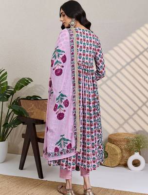 Women Floral Printed Empire Pure Cotton Kurta with Trousers & With Dupatta 7
