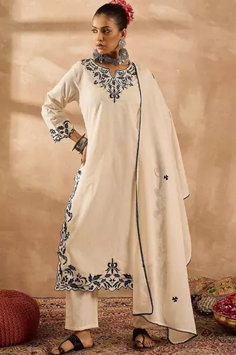 Women Ethnic Motifs Embroidered Regular Thread Work Pure Cotton Kurta with Trousers & With Dupatta