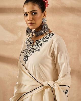Women Ethnic Motifs Embroidered Regular Thread Work Pure Cotton Kurta with Trousers & With Dupatta 2