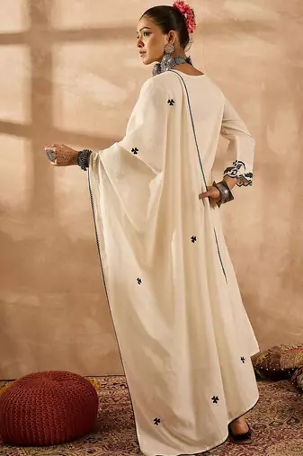 Women Ethnic Motifs Embroidered Regular Thread Work Pure Cotton Kurta with Trousers & With Dupatta