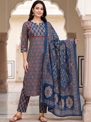 Women Ethnic Motifs Printed Regular Pure Cotton Kurta with Trousers & With Dupatta 1