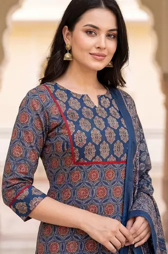 Women Ethnic Motifs Printed Regular Pure Cotton Kurta with Trousers & With Dupatta