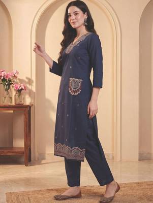 Women Ethnic Motifs Embroidered Regular Thread Work Pure Cotton Kurta with Trousers 3