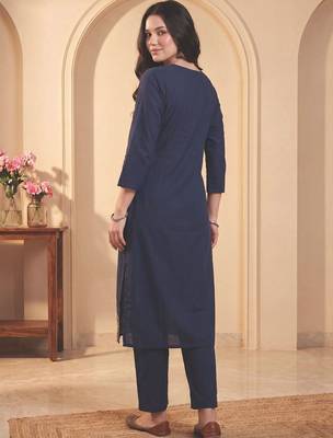 Women Ethnic Motifs Embroidered Regular Thread Work Pure Cotton Kurta with Trousers 4