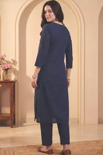 Women Ethnic Motifs Embroidered Regular Thread Work Pure Cotton Kurta with Trousers