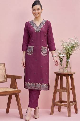 Women Ethnic Motifs Embroidered Regular Thread Work  Cotton Kurta with Trousers