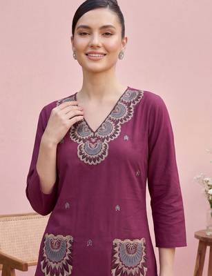 Women Ethnic Motifs Embroidered Regular Thread Work Pure Cotton Kurta with Trousers 2